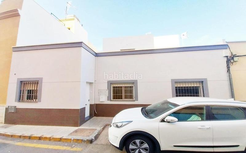 Foto b0171de4-d2c1-444a-8b82-8d31a0c56bec. Casa in Barrio Alto - San Félix Almería