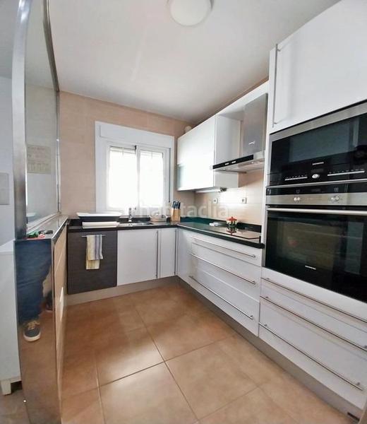 Foto c090370f-f6b5-4808-bf01-380b67646100. Casa in Barrio Alto - San Félix Almería