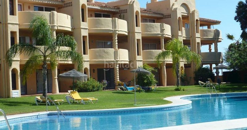 Foto 49e86e8d-94c8-419c-89ec-7d542d4f5c26. Apartament amb aparcament piscina a Calahonda Mijas