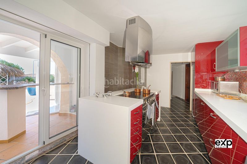 Foto 092e5f18-31f0-4aa3-9271-a23de8f74aed. Xalet amb aparcament a Mascarat Altea