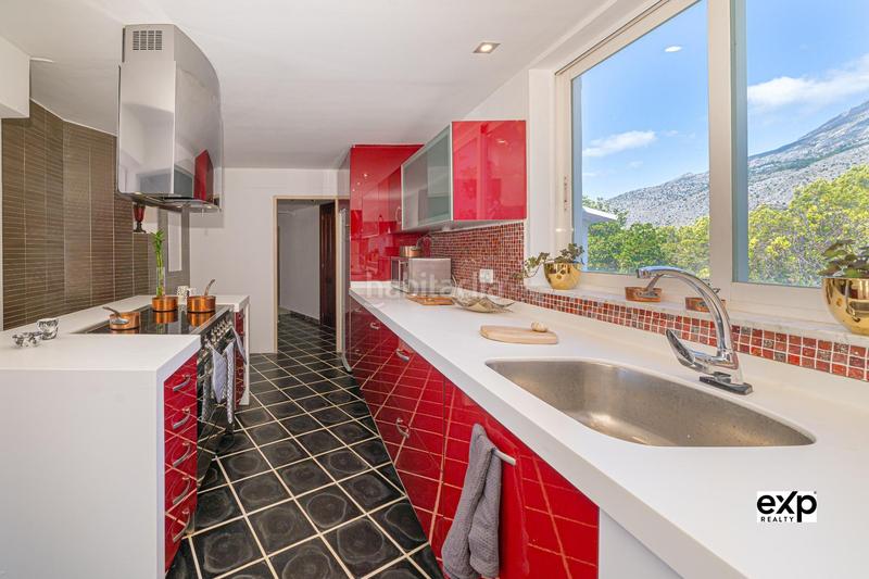 Foto 45da8c8c-d5ba-4c69-ad57-e29dbf038584. Chalet con parcheggio in Altea la vella Altea