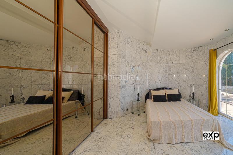 Foto 7900a2f3-7a5c-4a68-bdf1-a702df7ae71d. Chalet con parcheggio in Altea la vella Altea