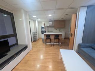 Miete Büro  Calle de lobero. Oficina versátil en pleno corazón de el ejido  500 mes  iva