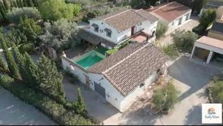 Masía en Sax. Villa rústica con carácter y vistas espectaculares en sax, alica