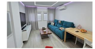 Pis a Zona Calvario. Piso reformado de 3 dormitorios a 300m de la playa  zona calvari