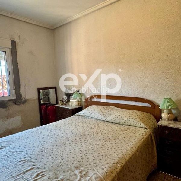 Foto 142c72d5-ddb9-483d-8223-92bef1dc01fa. Casa amb aparcament piscina a Vilamarxant