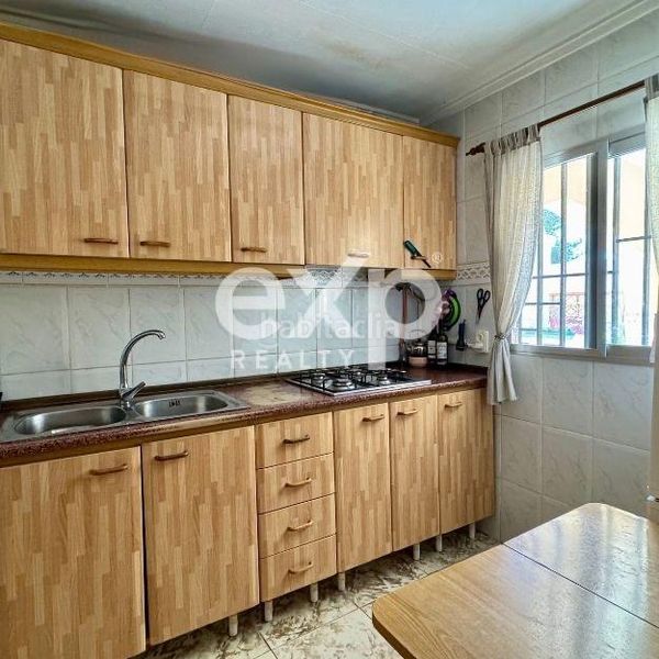 Foto 4eca88b7-9a77-4611-8036-f21cc49f9da3. Casa amb aparcament piscina a Vilamarxant