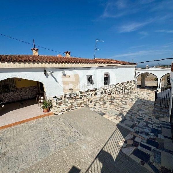 Foto 5aaa4387-6469-4bc0-b288-9a8e3e864659. Casa amb aparcament piscina a Vilamarxant