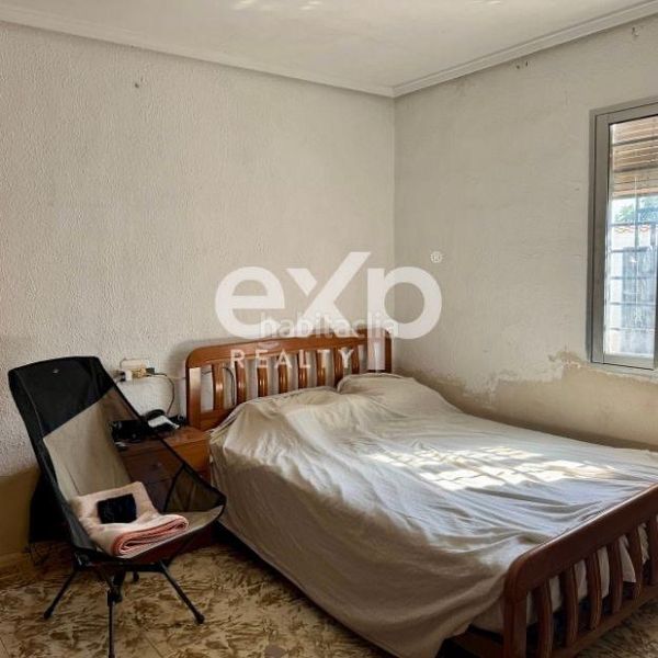 Foto 6d2a2449-e4df-4491-ada6-8119409c0528. Casa amb aparcament piscina a Vilamarxant