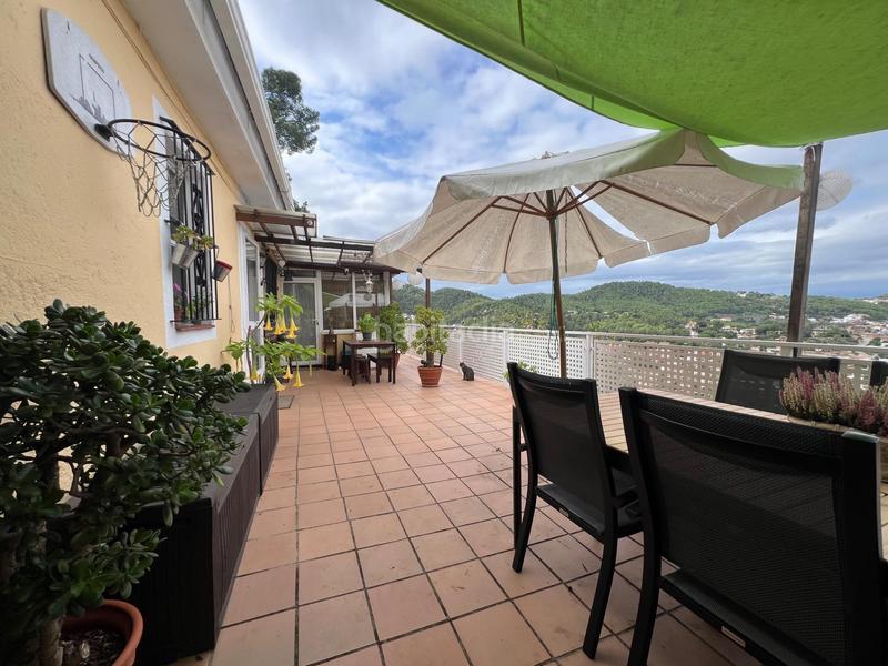 Foto e97d8223-cde2-4853-9759-fb95f65b1bdb. Maison avec parking dans Sant Vicenç dels Horts