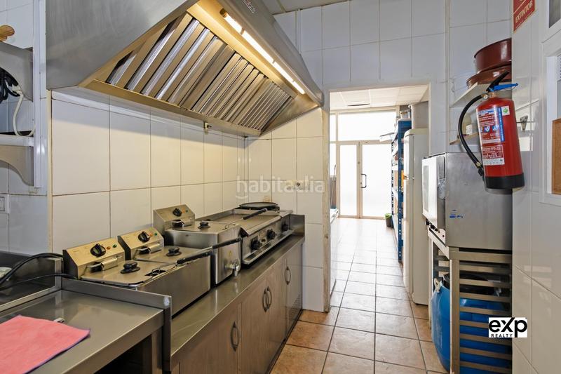 Foto 06e09835-27e0-4f70-a82d-6deaa2fd2fb4. Location local commercial dans Zona Avenida al Vedat Torrent