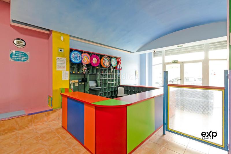 Foto 4e9ffc5f-18c3-4796-ba8e-d229f43700ea. Location local commercial dans Zona Avenida al Vedat Torrent