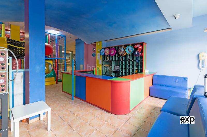 Foto e3782ff5-ca4e-4188-8365-4d423149cf37. Location local commercial dans Zona Avenida al Vedat Torrent