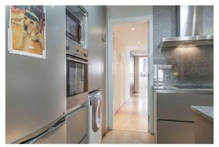 Appartement  Carrer sant pau. Exclusivo piso de 97 m en 5 real con ascensor