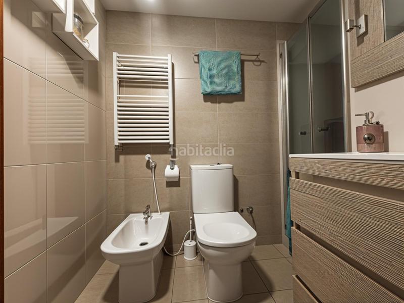 Foto 73619e3e-2d4e-422d-8bcf-7cf1fe743a9c. Casa a schiera con riscaldamento parcheggio in Nuevo Centro Sagunt