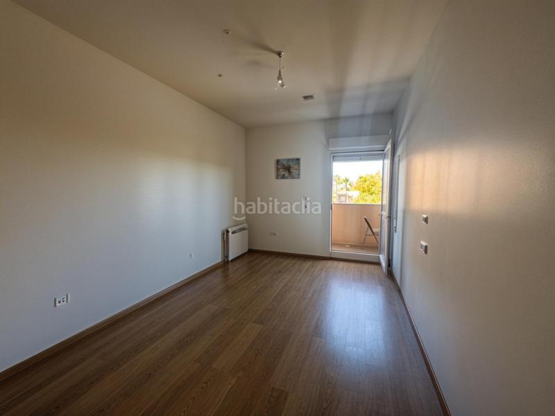 Foto e7990318-cb21-446d-90a9-28b97fb3bc9d. Casa a schiera con riscaldamento parcheggio in Nuevo Centro Sagunt