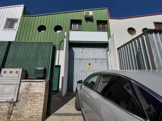 Rent Industrial building in Parque Ondarreta-Urtinsa. Exp realty alquila nave adosada en polígono industrial urtinsa i