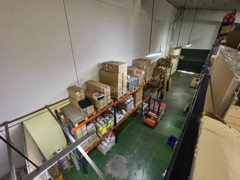 Foto 73c361bb-02d0-4550-8afe-7e7185df5469. Miete fabrikhalle in Parque Ondarreta-Urtinsa Alcorcón