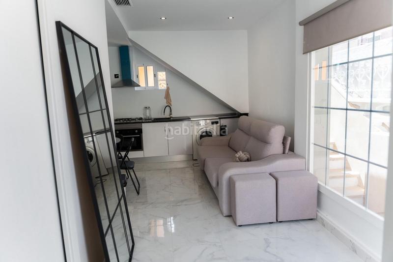 Foto 0b08fc0b-fea6-4b8d-9f8e-ebb065cefbb4. Xalet amb aparcament a calas Santa Pola este Santa Pola