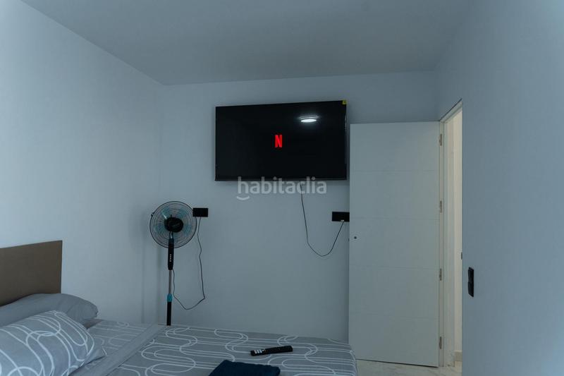 Foto 2428e890-2587-45b9-81bf-10ae288cc995. Xalet amb aparcament a calas Santa Pola este Santa Pola