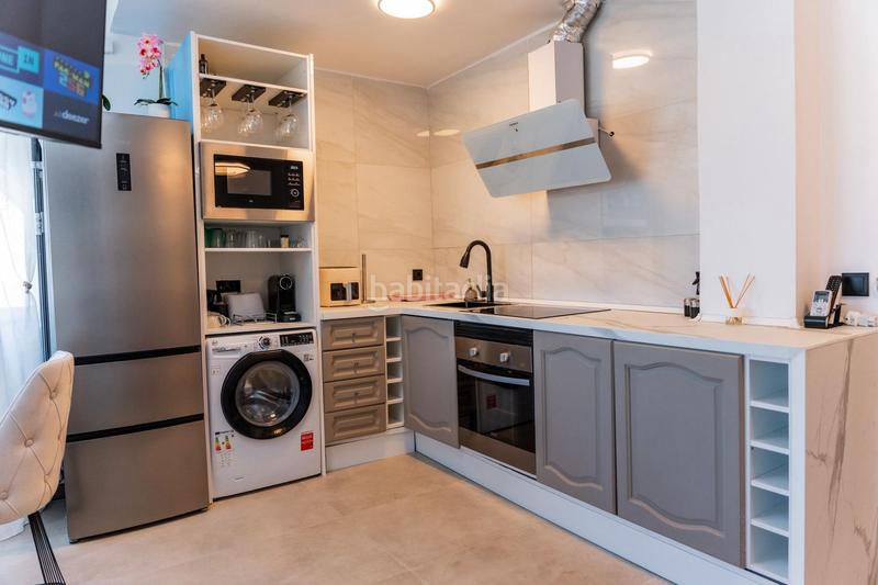 Foto 4abc2ba6-c780-469b-a357-121c9459ae8a. Xalet amb aparcament a calas Santa Pola este Santa Pola