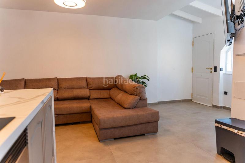 Foto 5055b847-c259-47c4-88b1-a23138c0a03a. Xalet amb aparcament a calas Santa Pola este Santa Pola