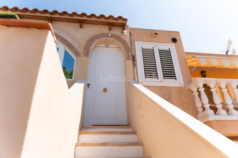 Foto 6b679ea4-da93-41b0-a5a8-8522d6973604. Xalet amb aparcament a calas Santa Pola este Santa Pola