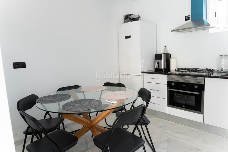 Foto 80d4aece-a490-4edb-bb15-6b7e4cdb58ee. Xalet amb aparcament a calas Santa Pola este Santa Pola