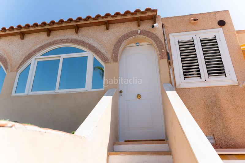 Foto 931260f2-d831-4b55-b39e-5caa8424c040. Xalet amb aparcament a calas Santa Pola este Santa Pola