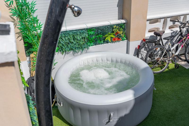 Foto aed07eae-b166-46dc-a097-ca9cf4f018f6. Xalet amb aparcament a calas Santa Pola este Santa Pola