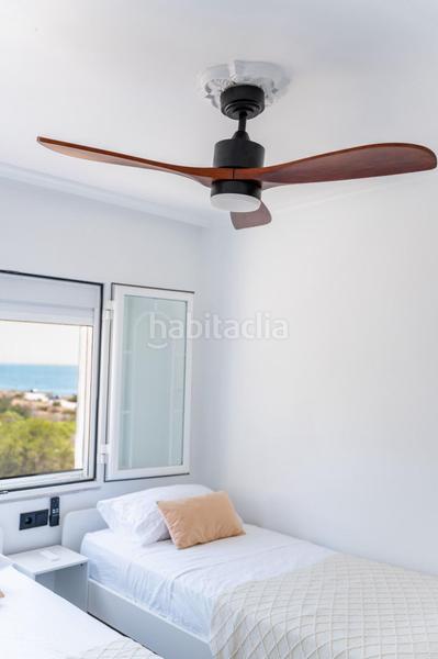 Foto d6be2c08-604d-47b4-9d24-e59f30c0f80d. Xalet amb aparcament a calas Santa Pola este Santa Pola