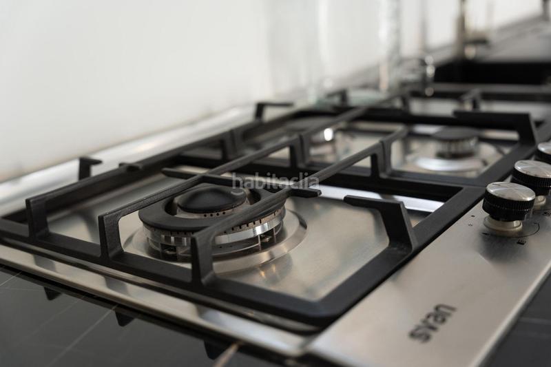 Foto eed2cd59-19ca-41c5-92db-befd571a3ec4. Xalet amb aparcament a calas Santa Pola este Santa Pola