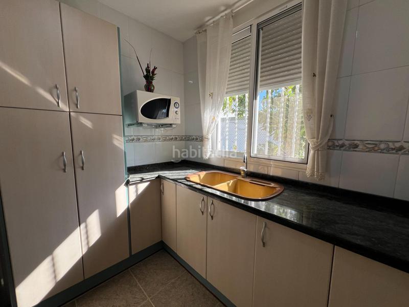 Foto ef7df29b-8370-480d-a1e9-3502ec7a67c4. Chalet con parcheggio in Oliva nova Oliva