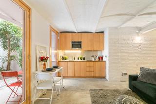 Apartament a La Vila Olímpica del Poblenou. Piso con terraza cerca del mar