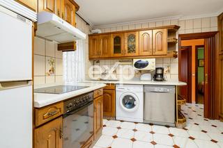 Pis a Calle vega de arriba 31. Piso exterior en mieres  3 habitaciones, ascensor y trastero
