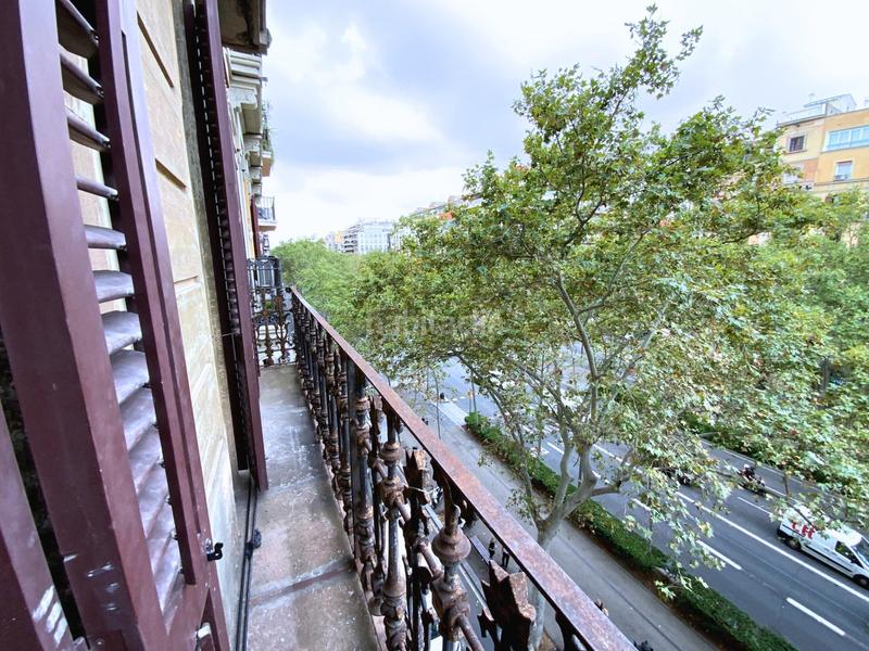 Foto 06b6b6c2-f3d6-409f-bd3b-100ecbacaa3a. Etagenwohnung in Sant Antoni Barcelona