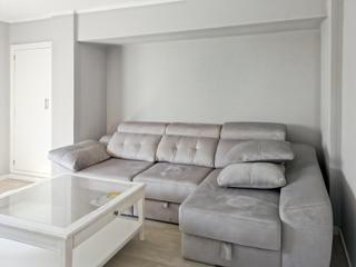 Location Appartement  Calle progreso. Alquiler piso de tres habitaciones zona alameda