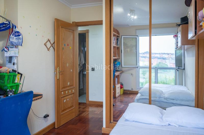 Foto 94db2c26-1145-41ac-b8fa-5d26f5e2e3b3. Pis a calle coaña 2 a La Florida Oviedo