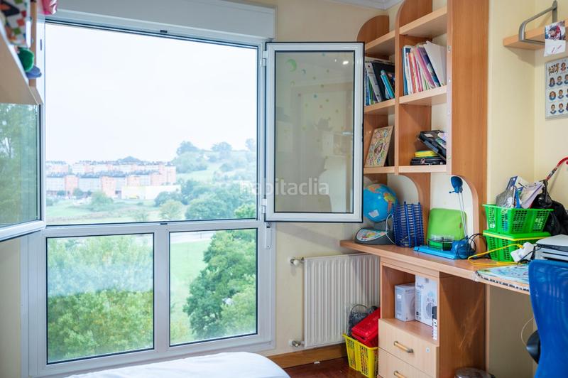 Foto b1a25a95-025b-4d1c-a21d-fd40ff66a5af. Pis a calle coaña 2 a La Florida Oviedo