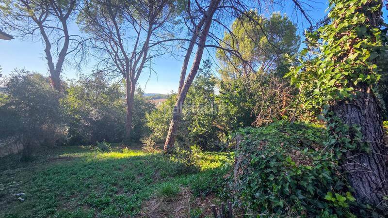 Foto 2f542399-44d4-4a25-b1cd-e151ea4fbc16. Terrain résidentiel dans carrer carrer del pirineu dans Navarcles