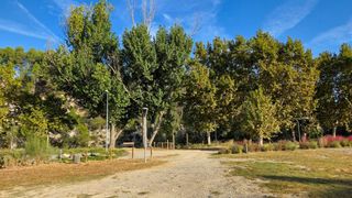 Terrain résidentiel à Carrer de la font de santa margarida 17. Solar urbano económico  unifamiliar o plurifamiliar