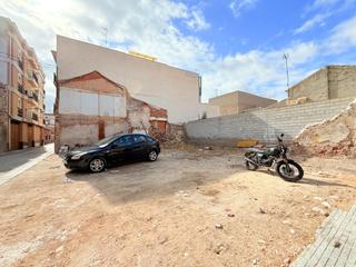 Terreny residencial a Calle de san josé 12. Gran oportunidad en albatera un solar con enormes posibilidades