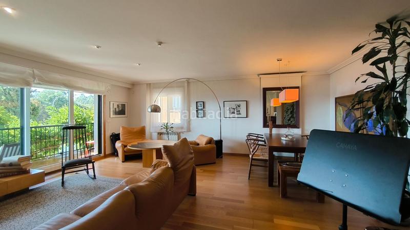 Foto 037138dc-0bed-4073-8f03-826e88b1f6fd. Semi detached house with heating parking pool in Poio