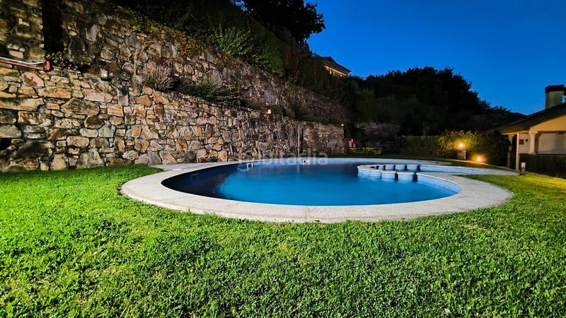 Foto 328f268f-8c6b-4516-94ca-4e581caaf25a. Semi detached house with heating parking pool in Poio