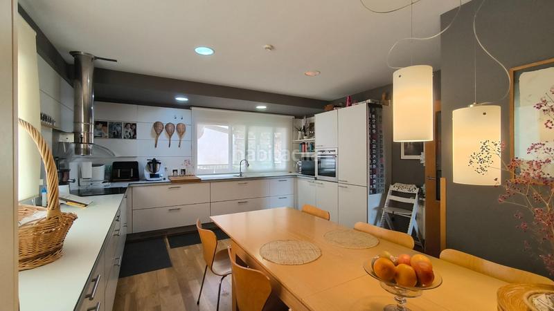 Foto 4b68cd2d-8733-494c-bd41-d6055c9f5f9e. Semi detached house with heating parking pool in Poio