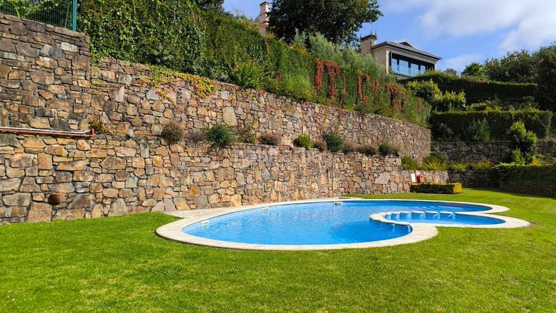 Foto 7b4048f3-43e1-41e1-9abc-c6a32ca0c10f. Semi detached house with heating parking pool in Poio