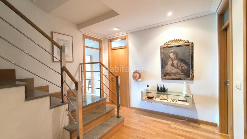 Foto 8c55abd1-ad3e-487d-9bb8-c226a72a0e50. Semi detached house with heating parking pool in Poio