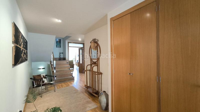 Foto a3483a24-4e6a-423f-ac1d-d301d2911212. Semi detached house with heating parking pool in Poio