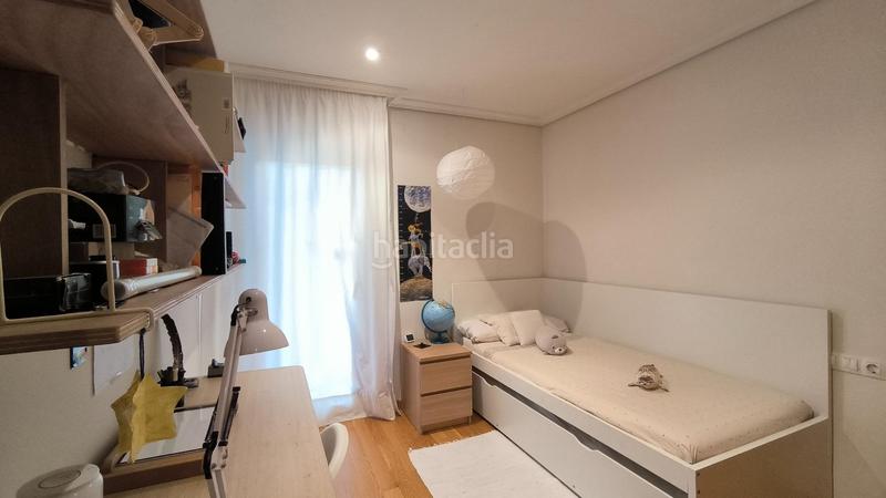 Foto f80714c4-7a6c-409c-9dbb-79bcd194b999. Semi detached house with heating parking pool in Poio