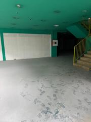 Local Comercial  Calle de las cruces 13. Local comercial